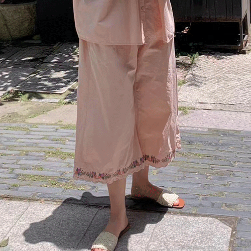 20%세일/연카키재입고(2color)마리통바지 여성의류쇼핑몰 네이비튜튜